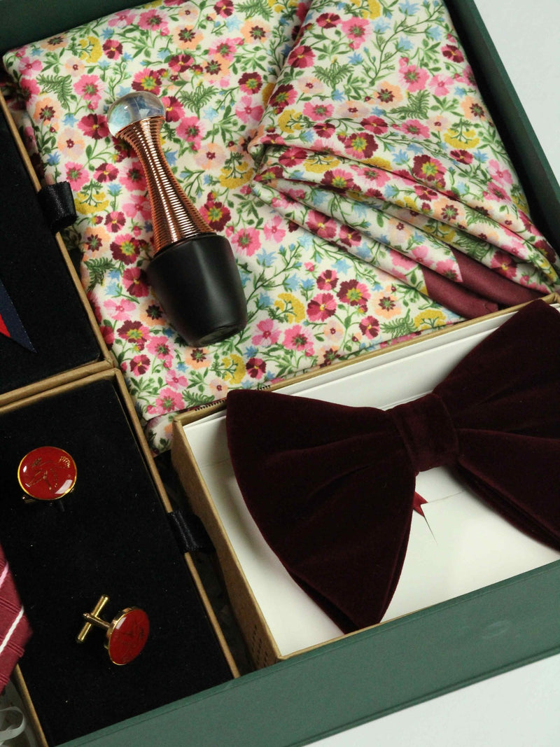 "Silk Radiance: Gift - Boxed Men's Silk Accessories Assortment" - TOSSIDO