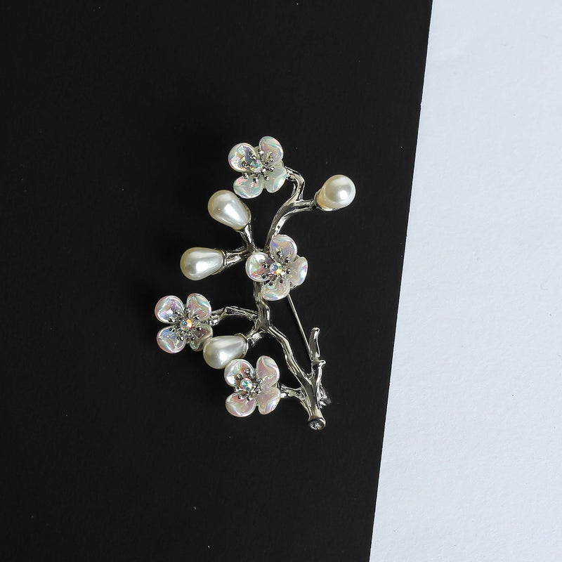 Silver Branch Brooch - TOSSIDO