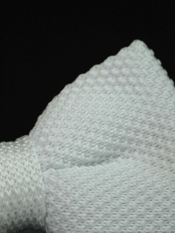 Solid White Knitted Bow Tie - TOSSIDO