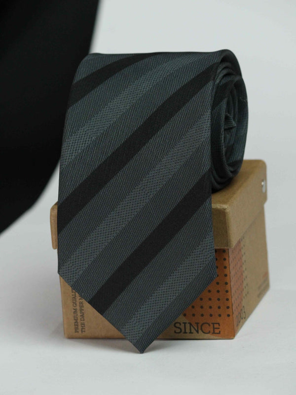 Strike It Off Necktie - TOSSIDO