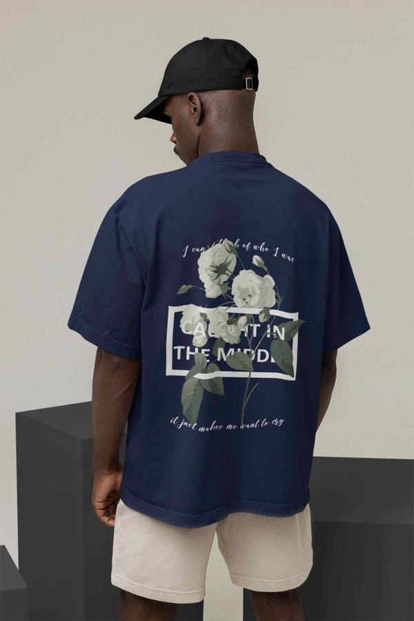 Twilight's Embrace: Caught in the Middle Oversized Tee - TOSSIDO