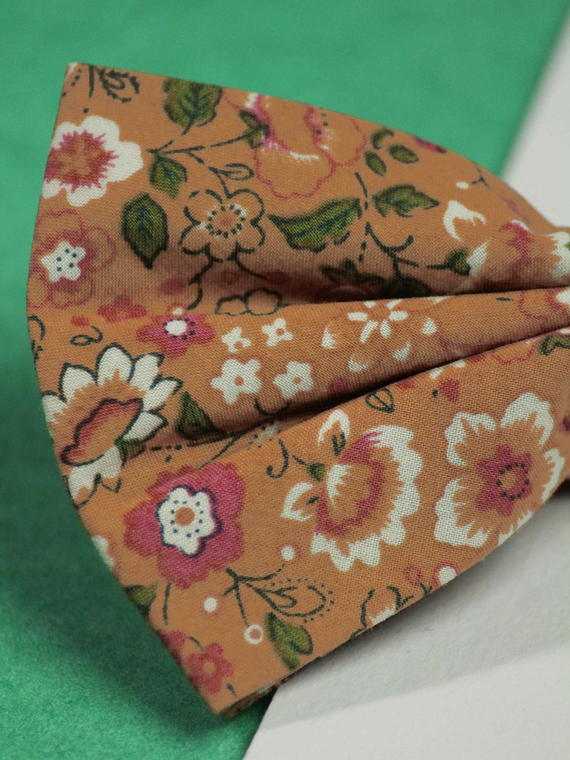 Vermillion Bowtie & Pocket Square Set - TOSSIDO