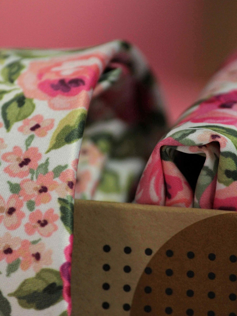 White Floral Printed Necktie and Pocket Square Set - TOSSIDO