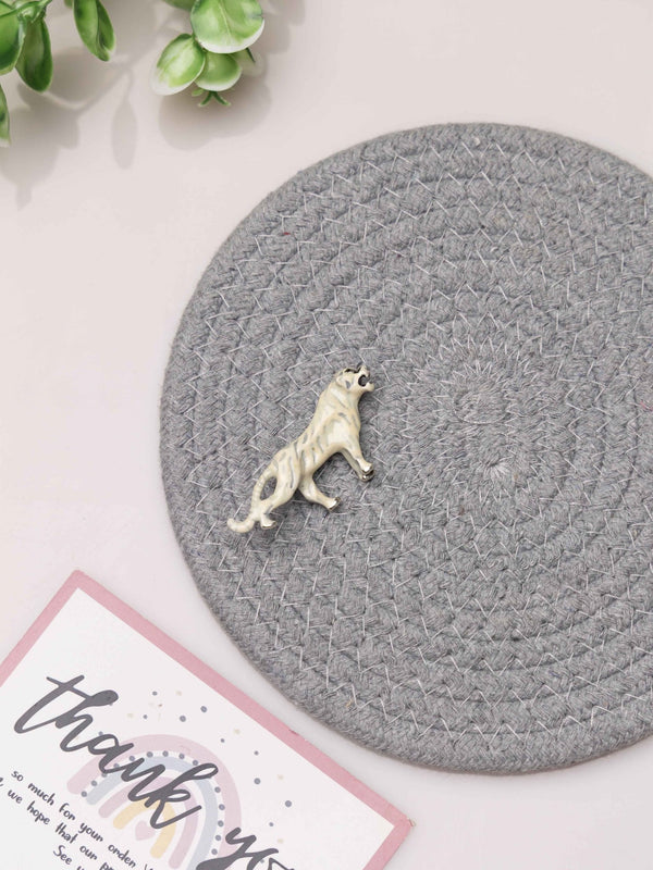 White Panther Luxe Brooch - TOSSIDO