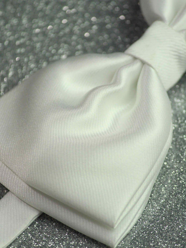 White Solid Bowtie & Pocket Square Set - TOSSIDO