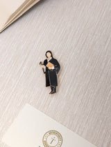 Woman Judge with Gavel Brooch - TOSSIDO