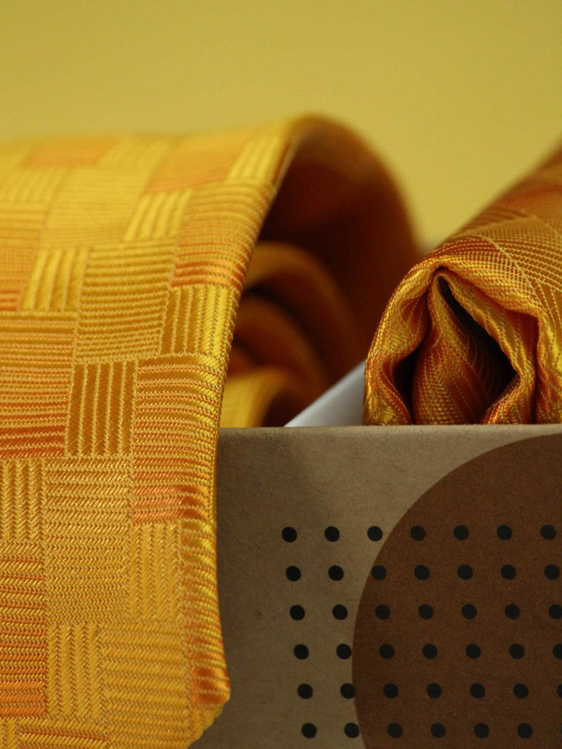 Yellow Necktie & Pocket Square Giftset - TOSSIDO
