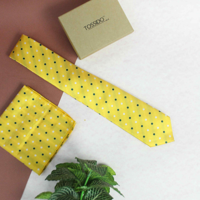 Yellow Polka Necktie & Pocket Square Giftset