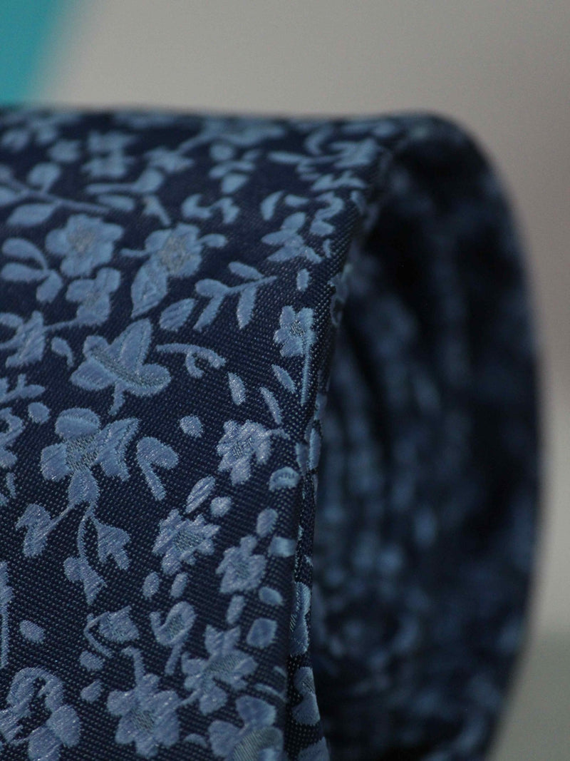 Blue Floral Skinny Necktie - TOSSIDO