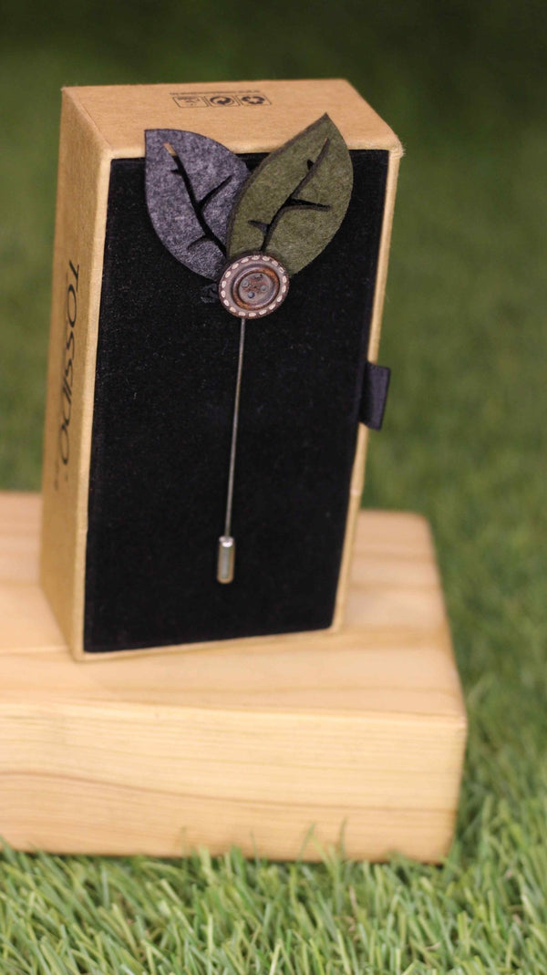 Charcoal Leaf Lapel Pin - TOSSIDO