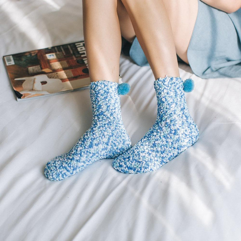 Cozy Cupcake Pom Pom Socks for Winter - TOSSIDO
