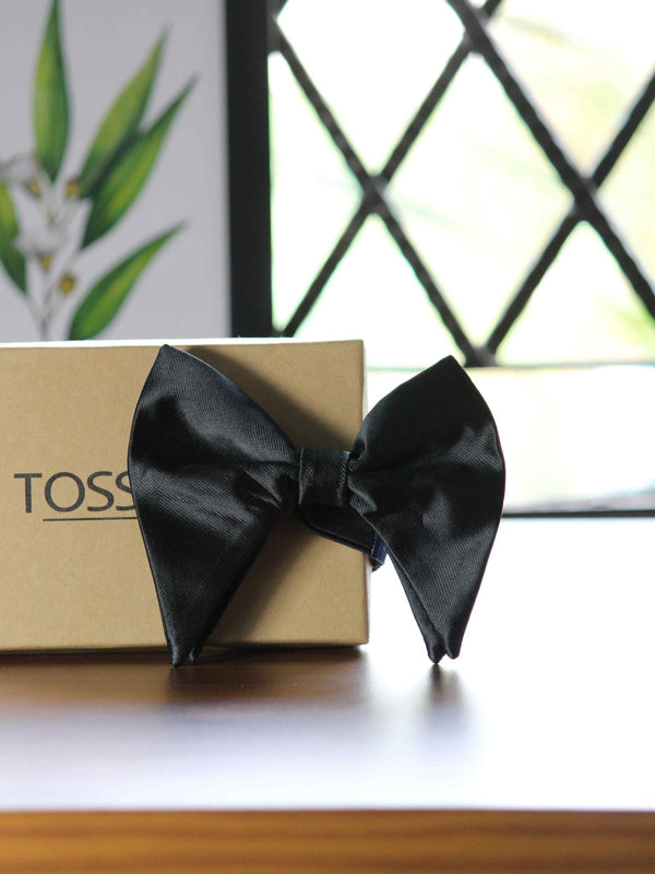 Frill Butterfly Bowtie - TOSSIDO