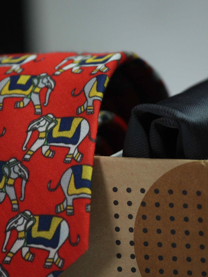 Printed Red Elephant Tie & Hanky Set - TOSSIDO