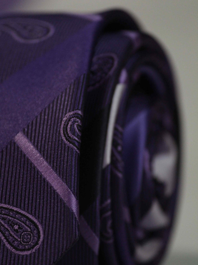 Purple Paisley Skinny Necktie - TOSSIDO