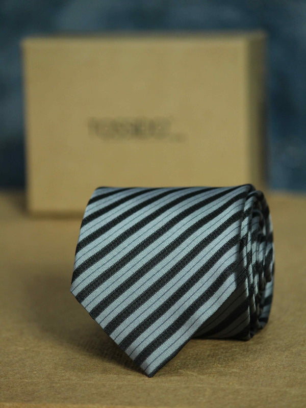 Streak In Necktie - TOSSIDO